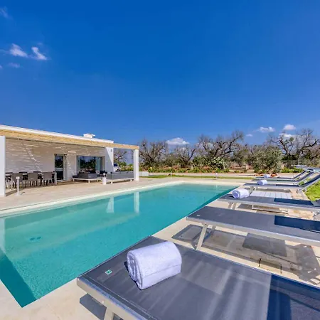 Villa Cento Ulivi By Vivimy Lido Marini