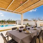 Villa Cento Ulivi By Vivimy Ugento